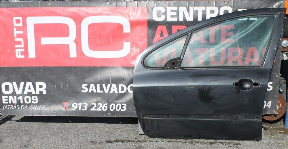 Porta da Frente do Lado Esquerdo Peugeot 307