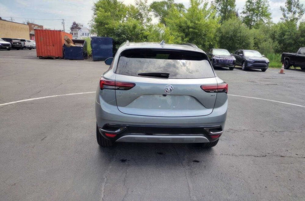 Buick Envision      2023