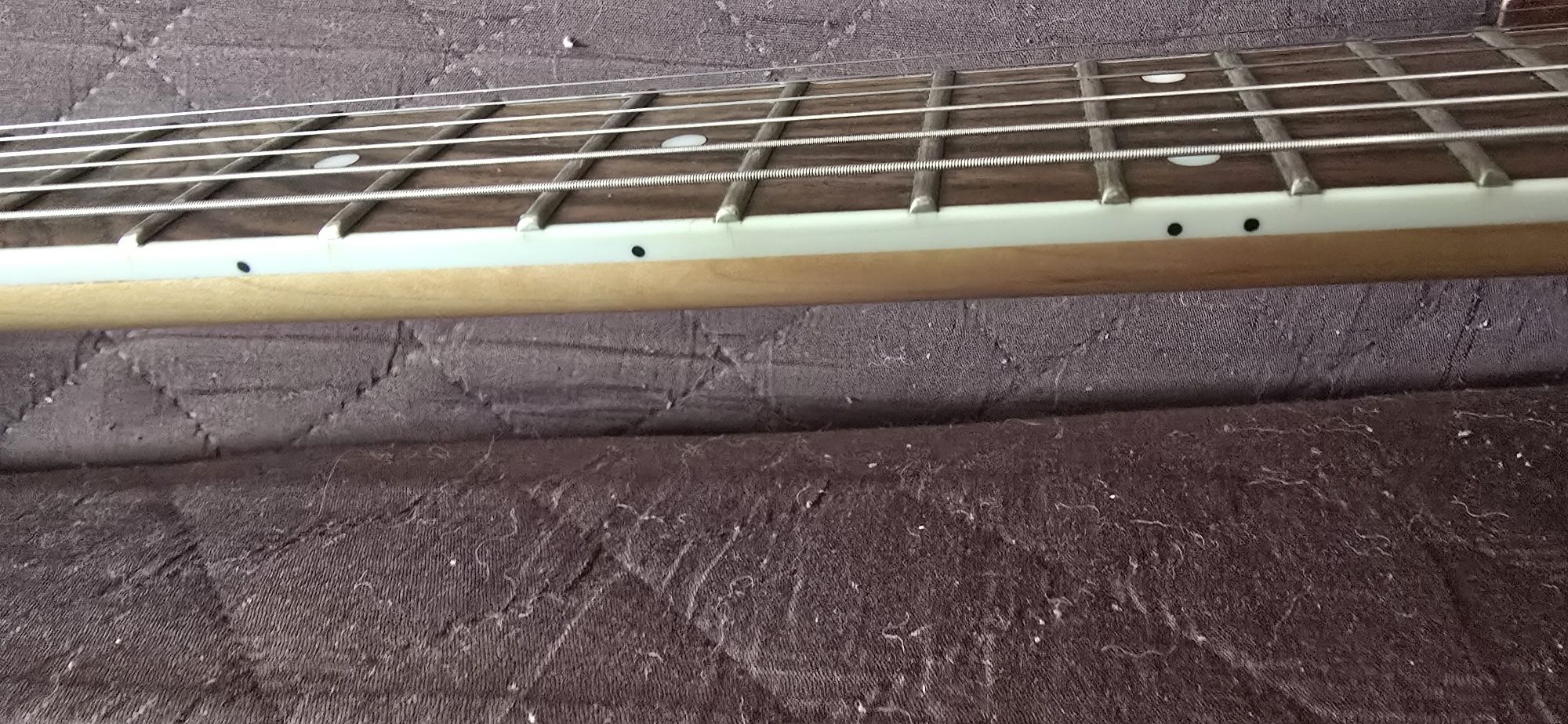 Super cena.  Ibanez  rga32