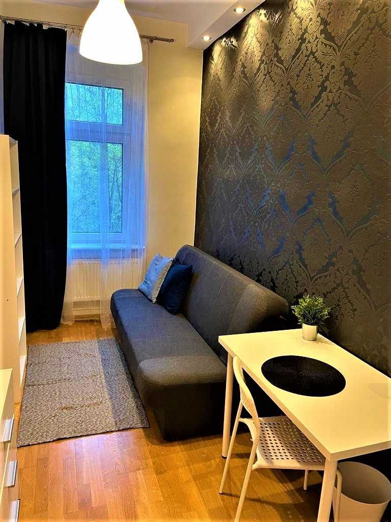 Pokój 1 -os. ul. św. Jerzego Poznań Centrum
