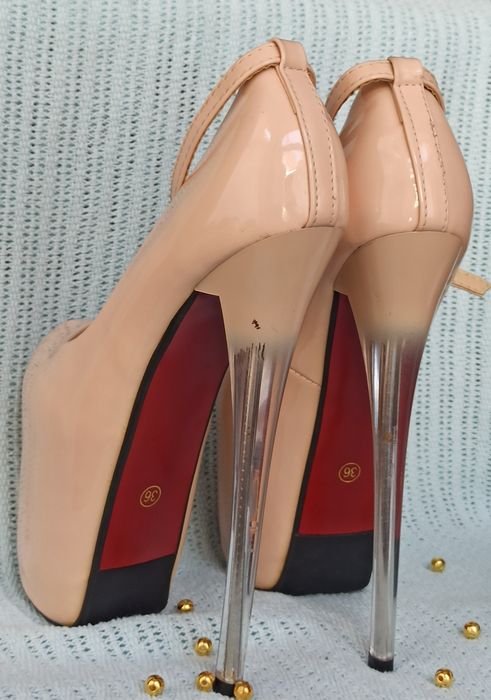 Стріпи пудрові 36 р + СЕРЕЖКИ В ПОДАРУНОК