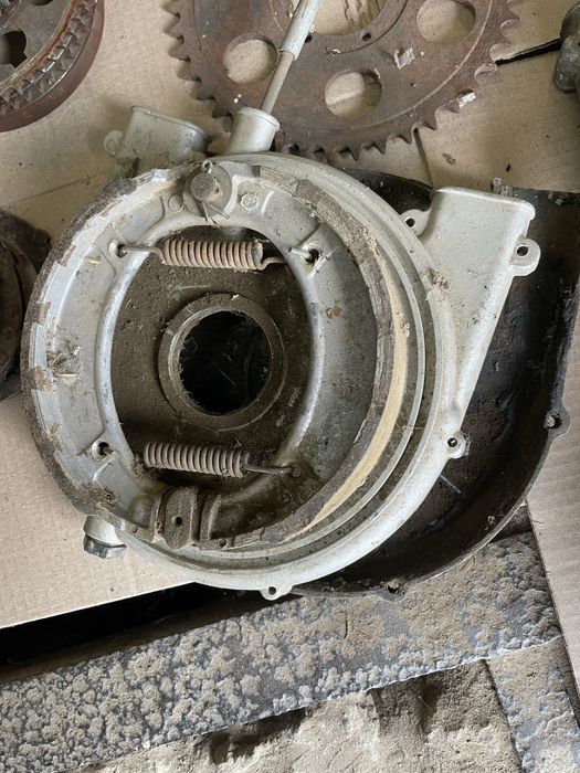 Тормозные колодки и барабаны Иж планета