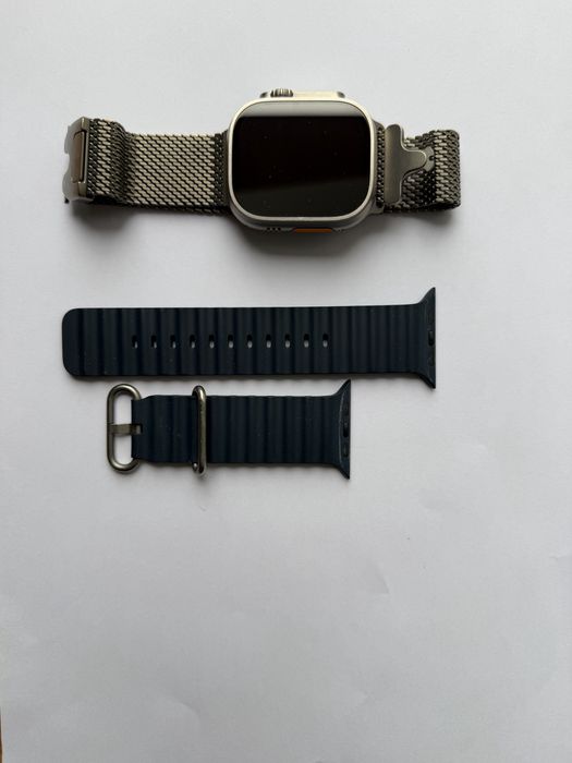 Zegarek Apple Watch Ultra + dwa paski