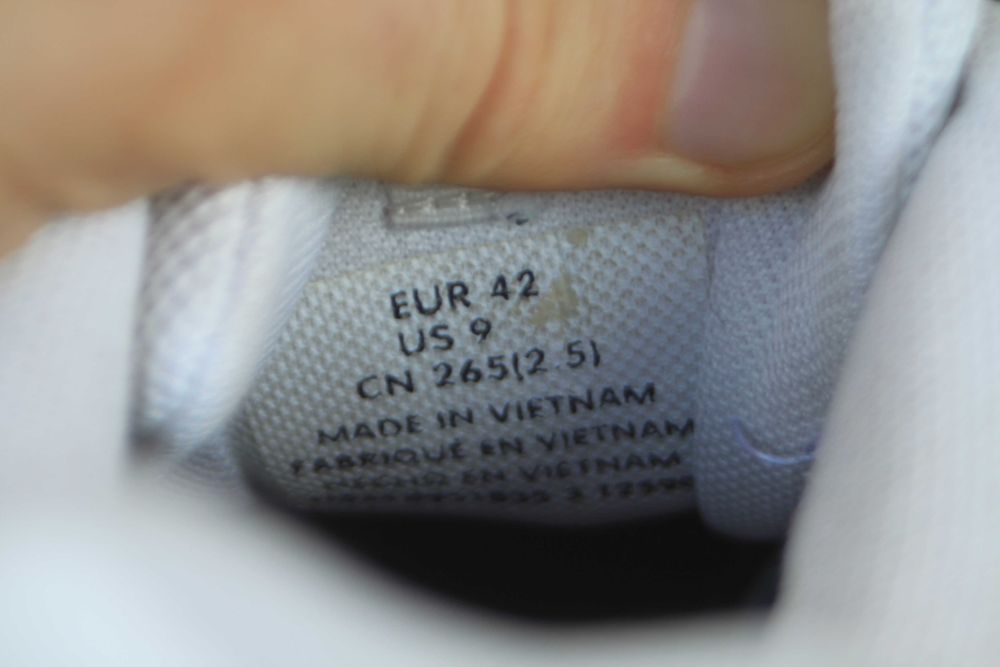 Кросівки H&M Швеція 42р кроссовки