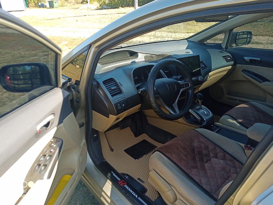 Honda Civic gybrid 7 1.4 автомат варіатор.Хонда цивік гібрид
