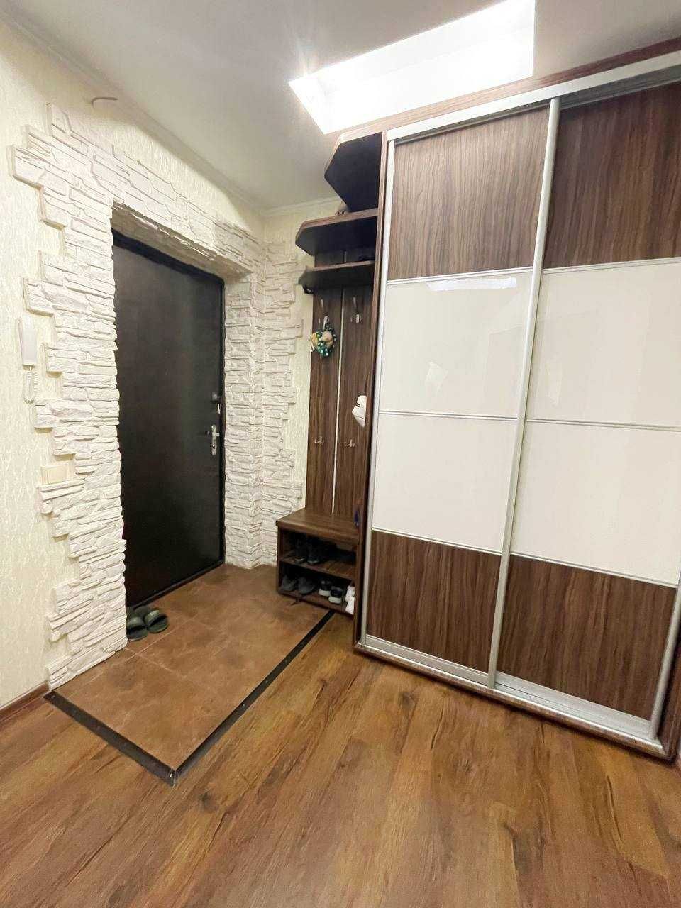 Продам квартиру з гарним ремонтом та автономним опаленням Харківська