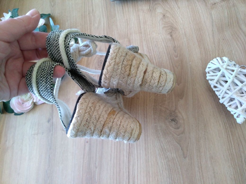 GAP nowe sandały espadryle koturny marynarskie 39 wiązane Boho etno