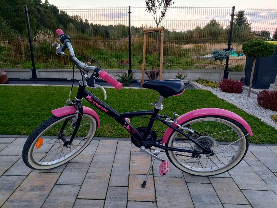 Czarno-różowy rower BTWIN ORIGINAL 500 20"