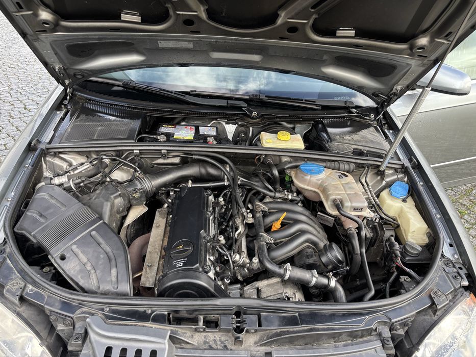 Audi A4 B7 1.6 gasolina