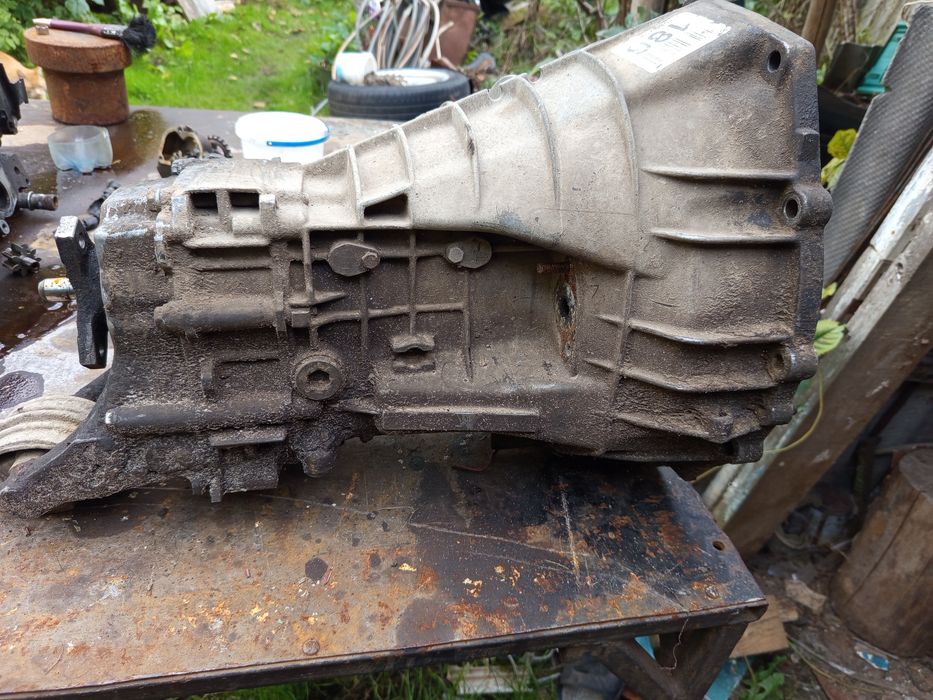 Коробка передач механіка Мерседес