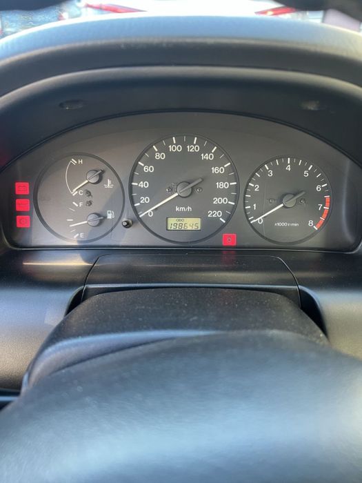 Продам мазду на ходу