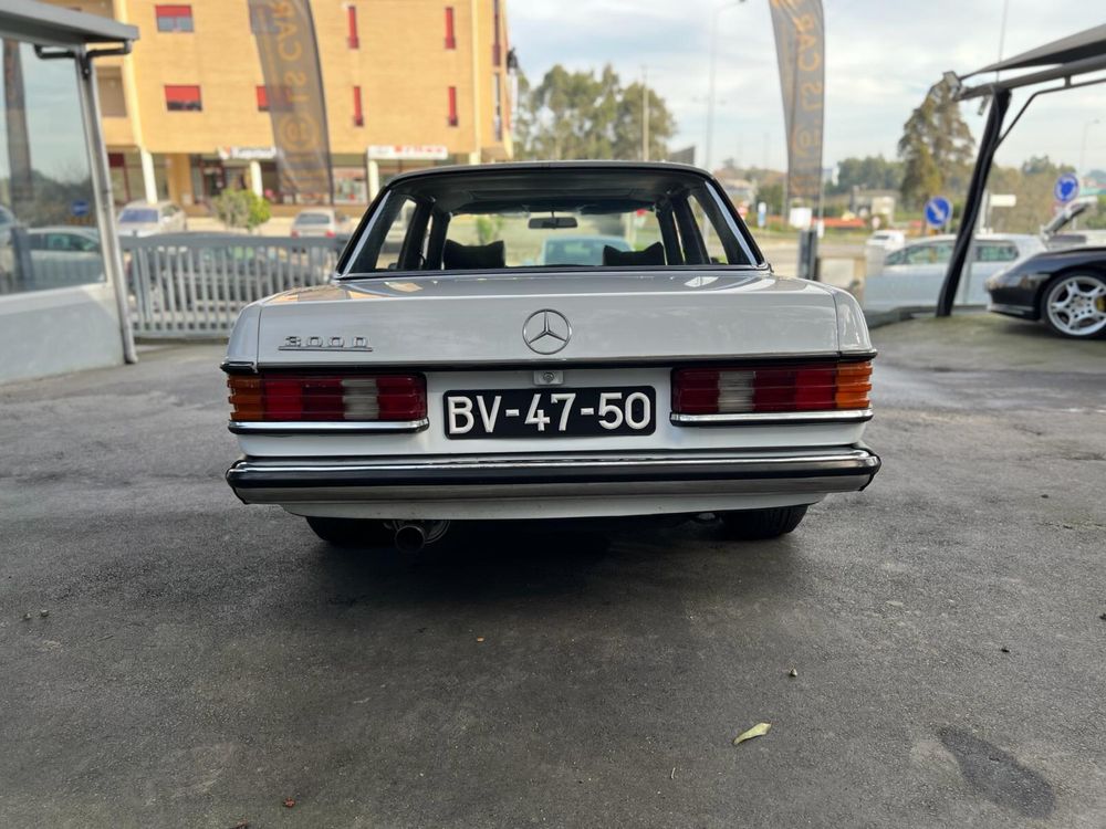 Mercedes w123 300D