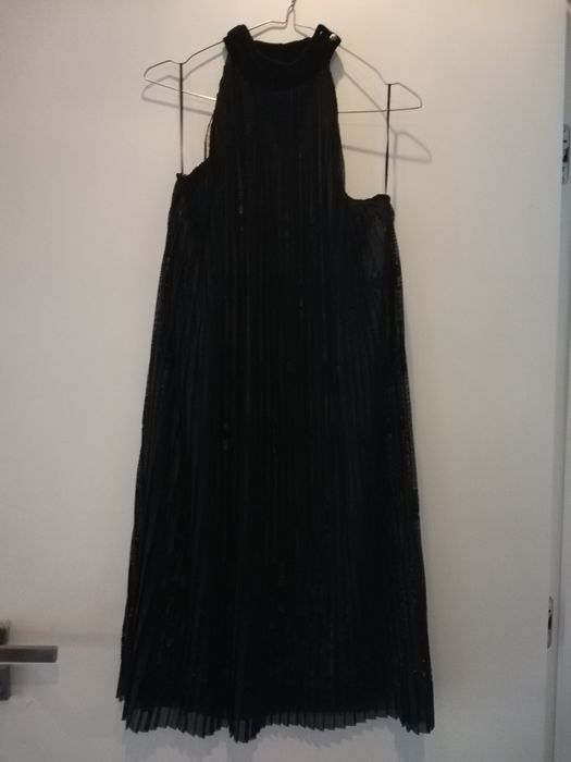MANGO piękna koronkowa czarna sukienka plisy rozmiar M