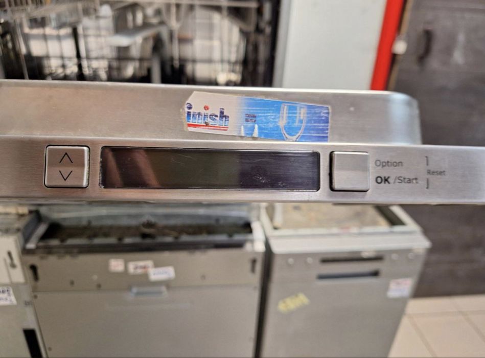 Посудомийка Electrolux 60см