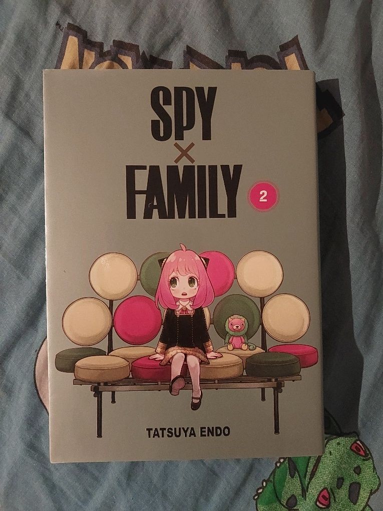 5 tomów Spy x Family mangi