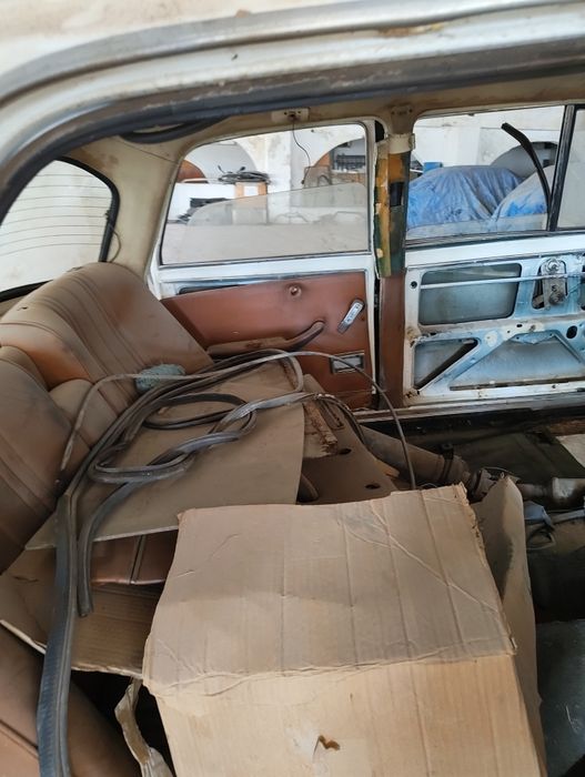 Júlia 4 portas 1600 para peças