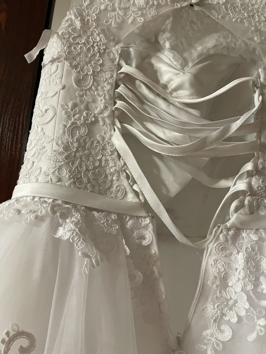 Свадебное платья