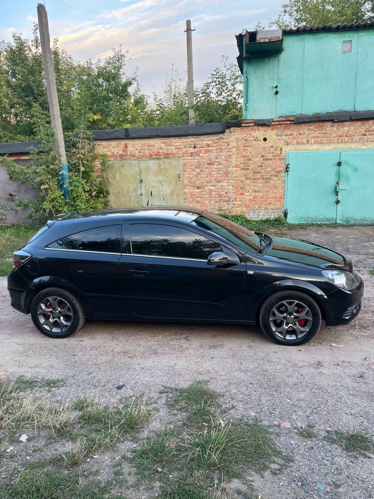Продам opel astra h gtc