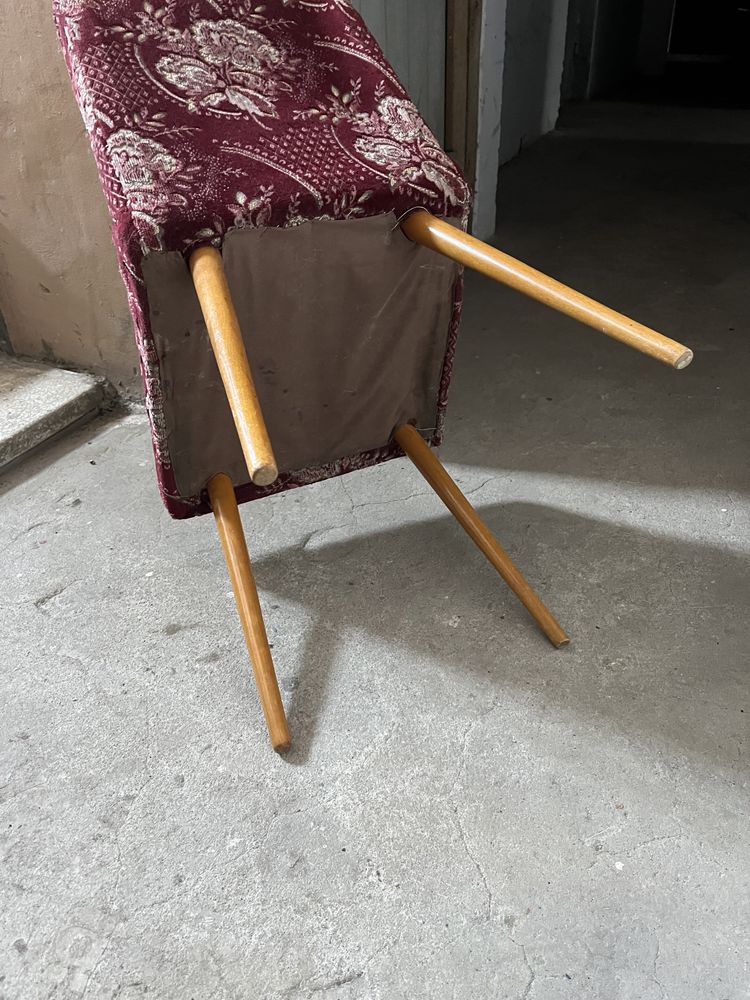 Krzesło drewniane PRL