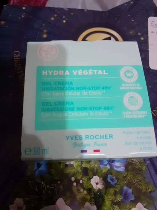 Cremes de rosto yves rocher