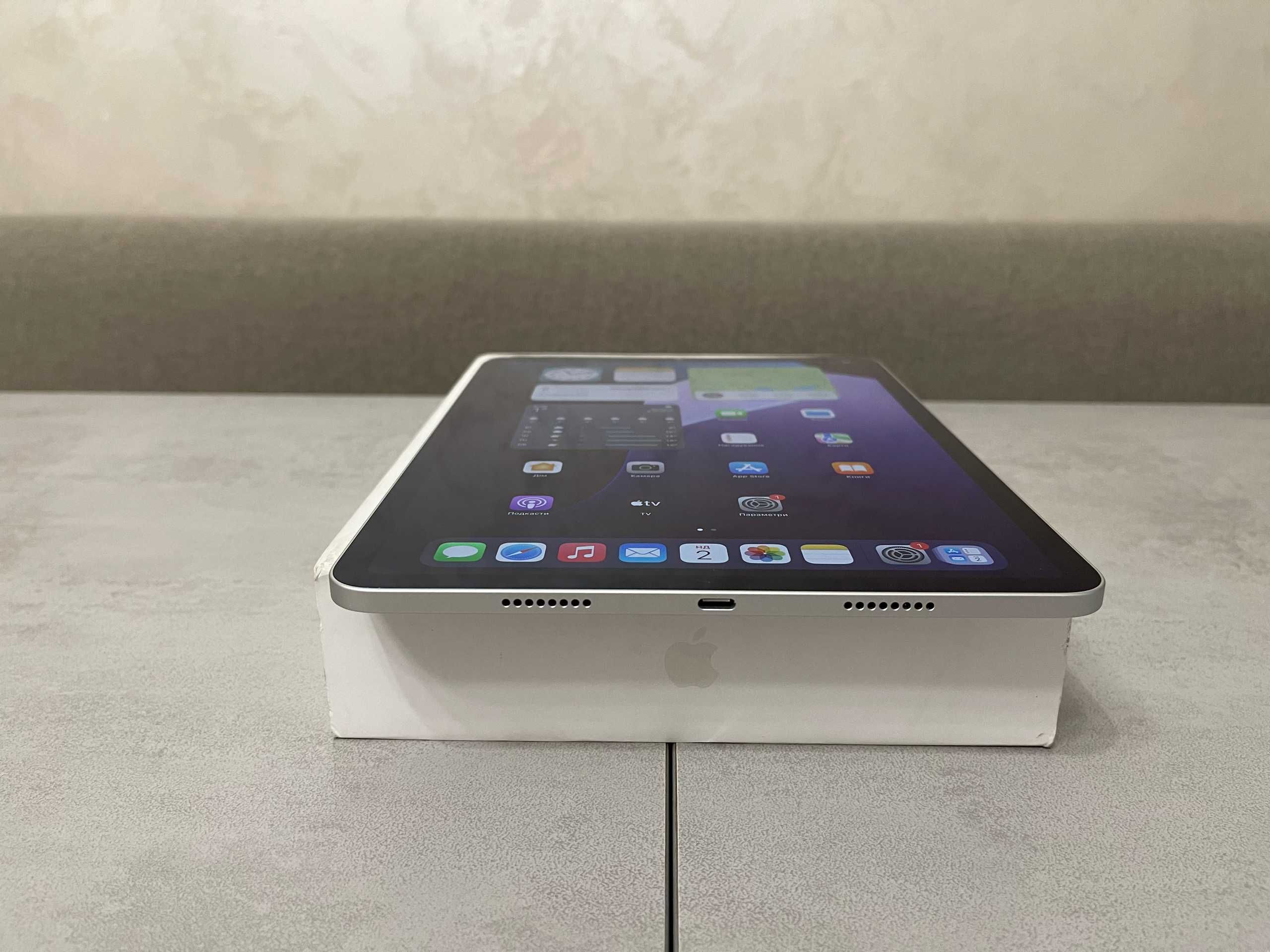 Apple iPad Pro A2759, MNXG3LL/A, 4th Gen 2022, 11", Apple M2 8GB 256GB