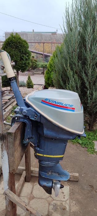 Лодочний мотор двигун Johnson Evinrude 9.5