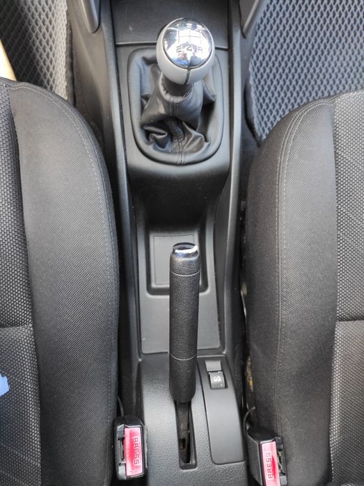 Продам автомобиль Pegeout 207sw