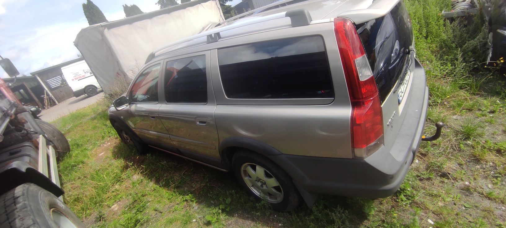 Volvo XC70 2.4t LPG 4x4 hak tempomat uszkodzone