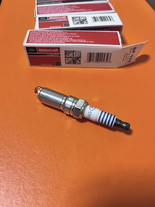 Свічки запалювання Motorcraft Ford Fusion Mondeo Fiesta Kuga Focus