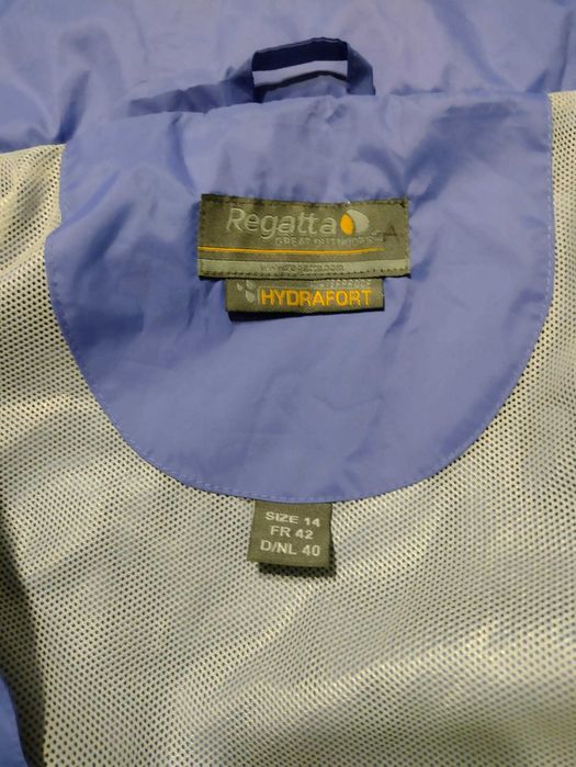 Продам женскую куртку Reggata