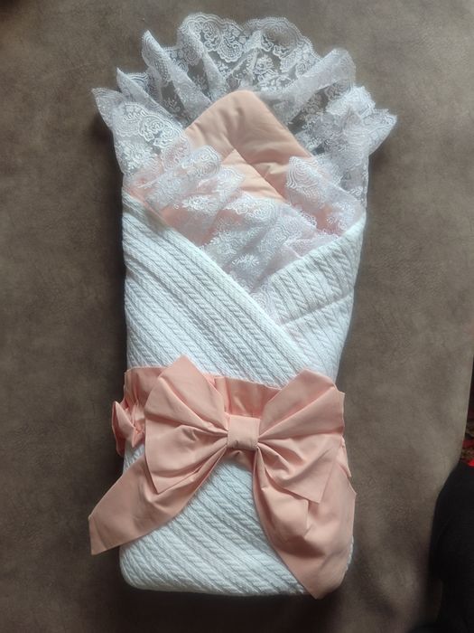 Конверт на виписку для дівчинки