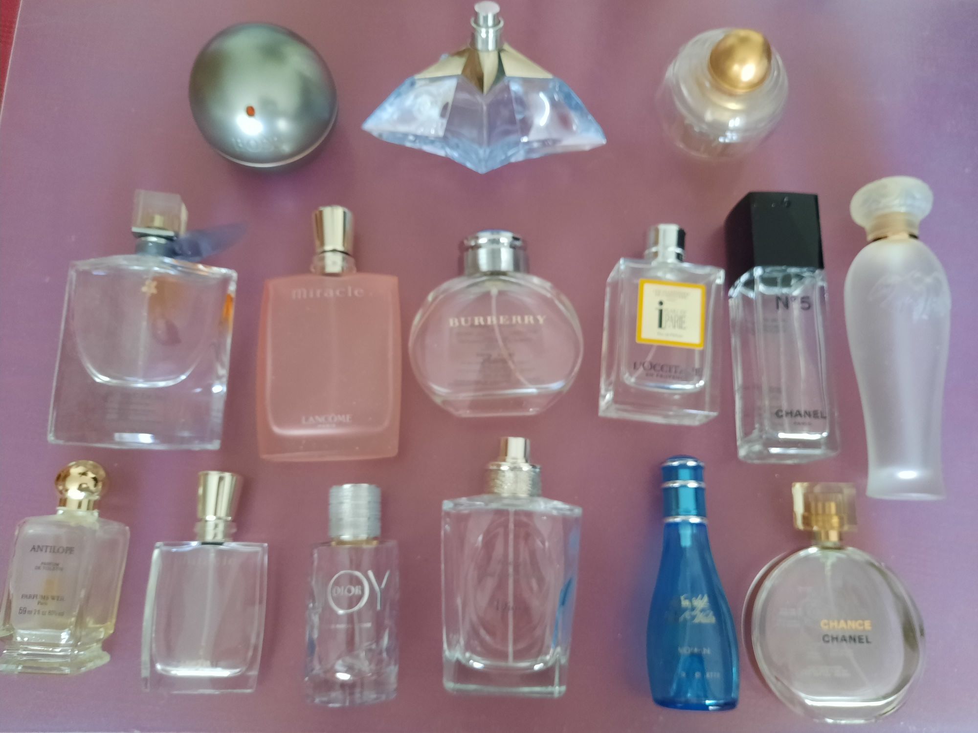 Oryginalne buteleczki po perfumach