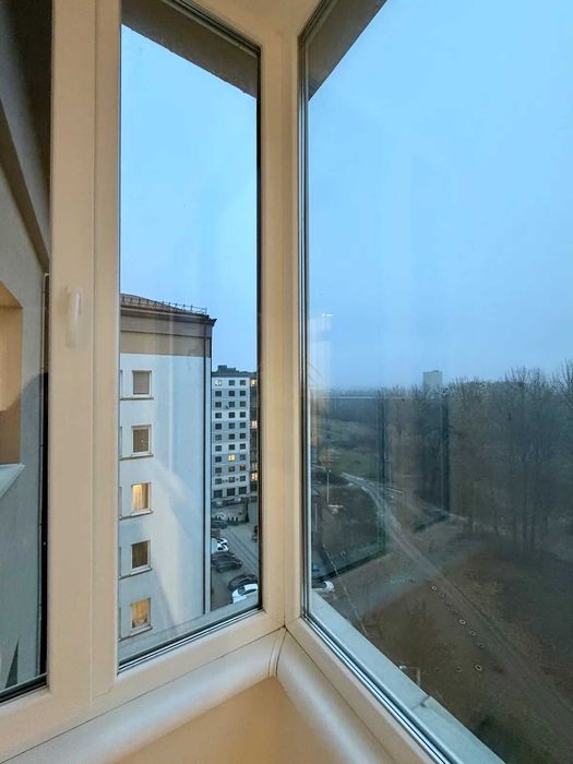 Продаж 1-кімнатної квартири з краєвидом на річку