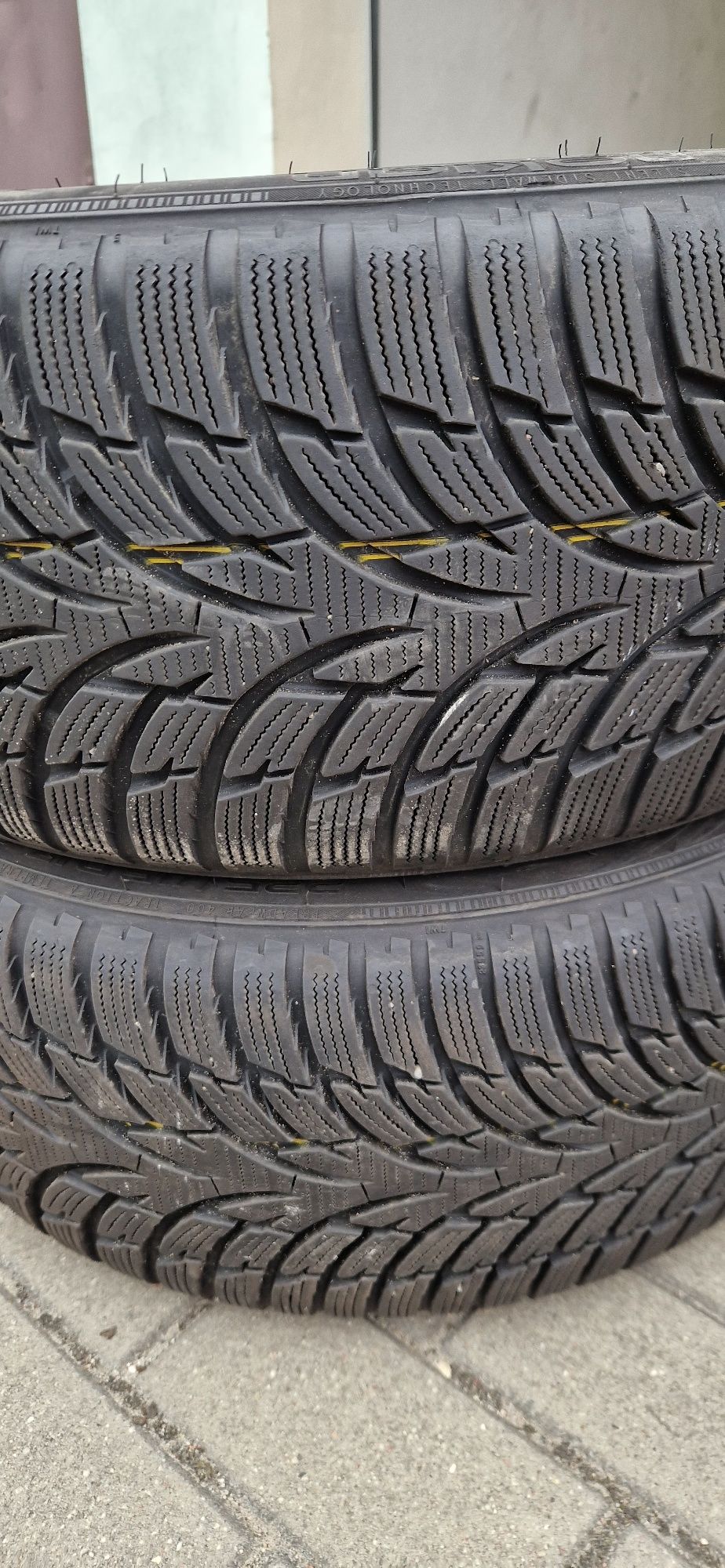 Nokian 225/45/17