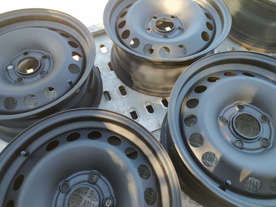 Felgi stalowe Opel Vectra C Astra H 15 cali 5 x 110 z niemiec ładne