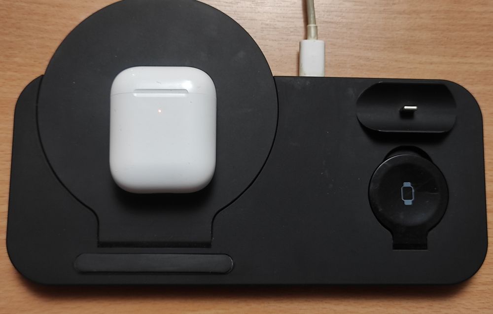 Бездротовий зарядний пристрій W40 для смартфонів