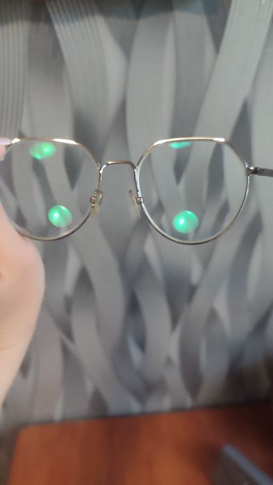 Продам оправу з лінзами - 6.0