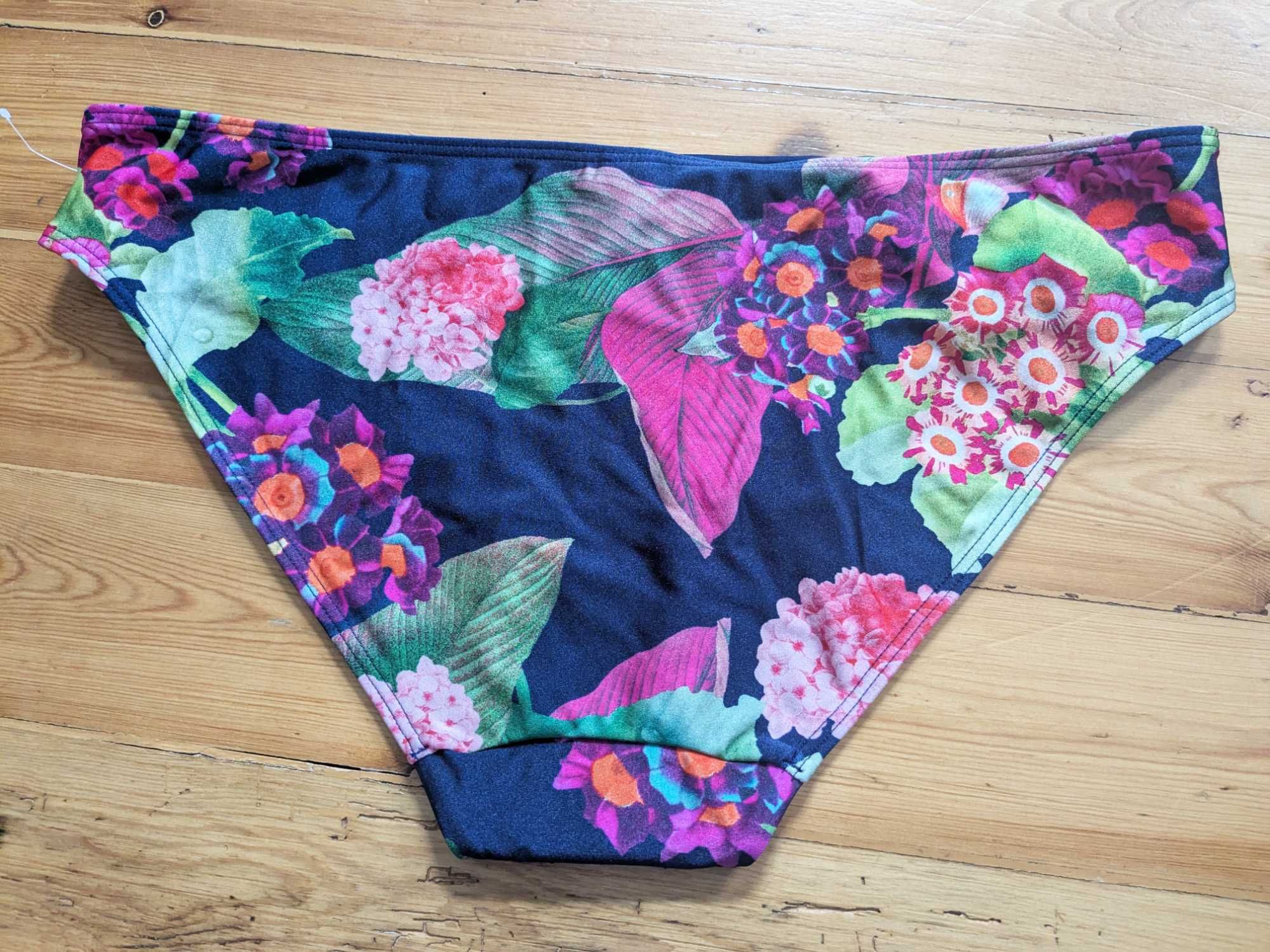 Next figi bikini w kwiaty rozm. 44