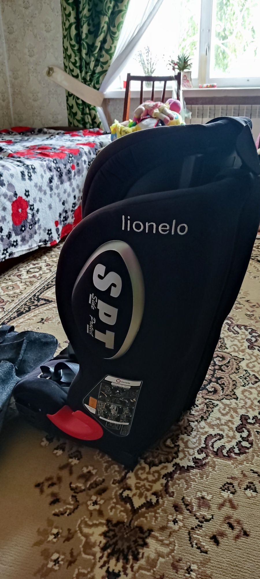 Автокрісло Lionelo Jasper Tether Isofix 9-36 кг