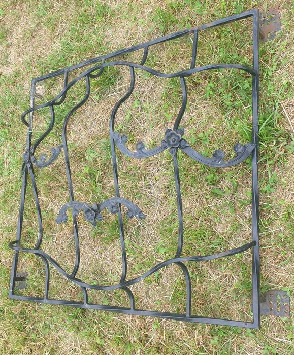 Krata ozdobna stalowa metalowa kuta okienna 201x100