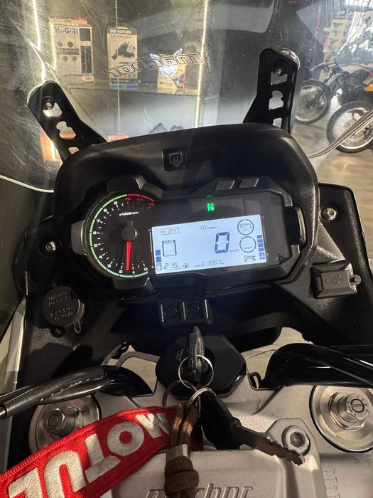 MACBOR XR500 DE 2022 COM 13967 KMS