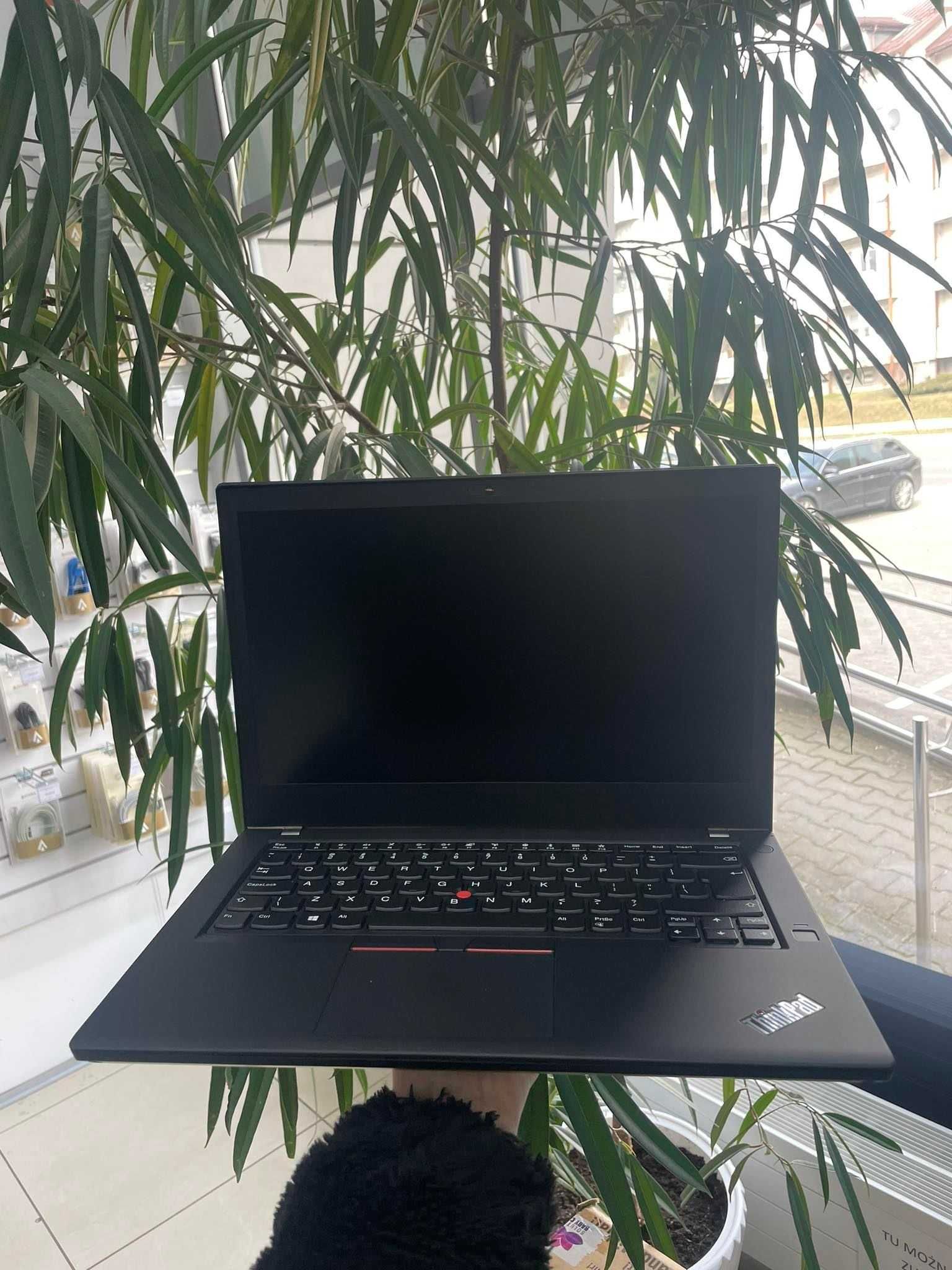 Laptop Lenovo ThinkPad T480s 14 " Intel Core i7 16 GB / 256 GB czarny