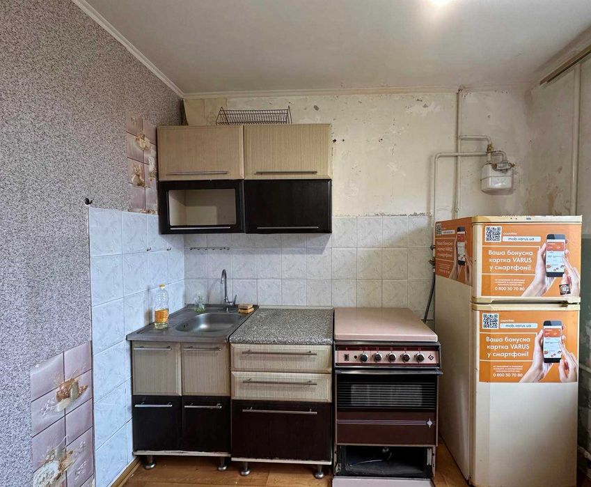 ПРОДАМ великогабаритну 1-кімн. квартиру (3 мкрн, лівий берег)