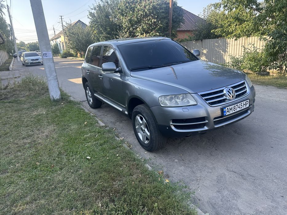 Продам Volkswagen Touareg 2.5