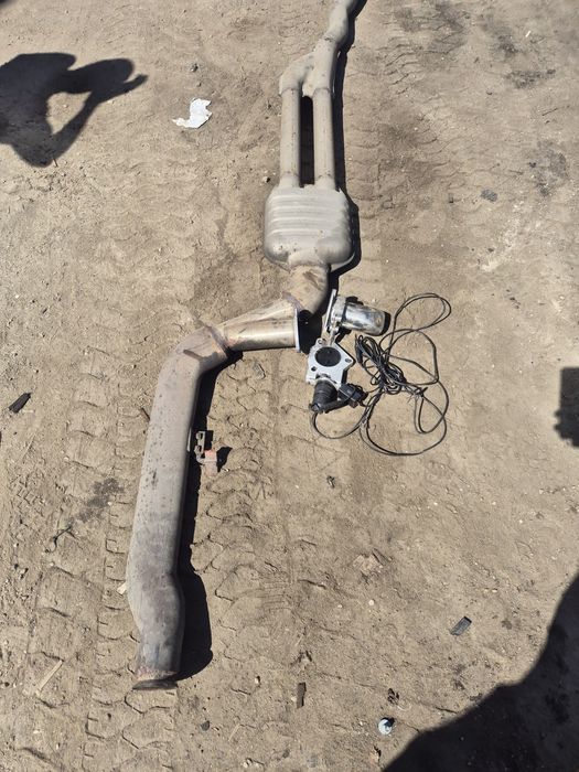 Bmw F10 F11 3.0d przepustnica Wydech tlumik aktywny