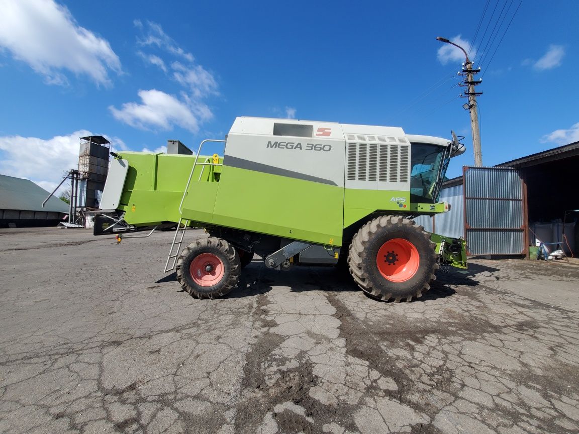 CLAAS MEGA 360  2006р.в 9340 м.г