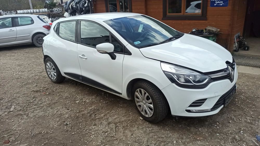 Clio IV LIFT 1.5 DCI  K9k628  Skrzynia JR5060 Lakier DV369 maska zderzak  błotnik drzwi lampy silnik skrzynia