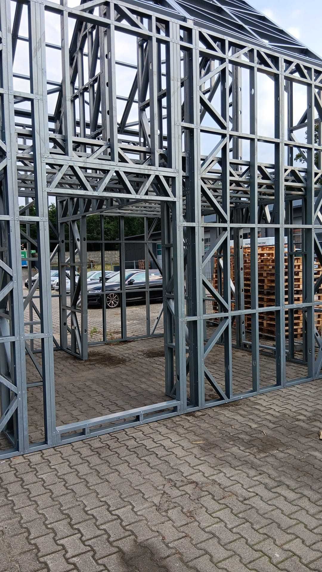 Domek 35m2 na zgłoszenie, konstrukcja stalowa