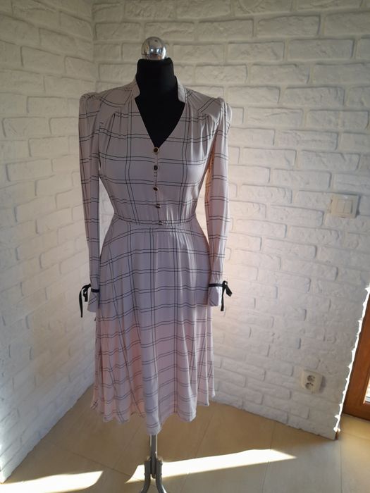 Ekskluzywna Suknia TARANKO roz. 34/36