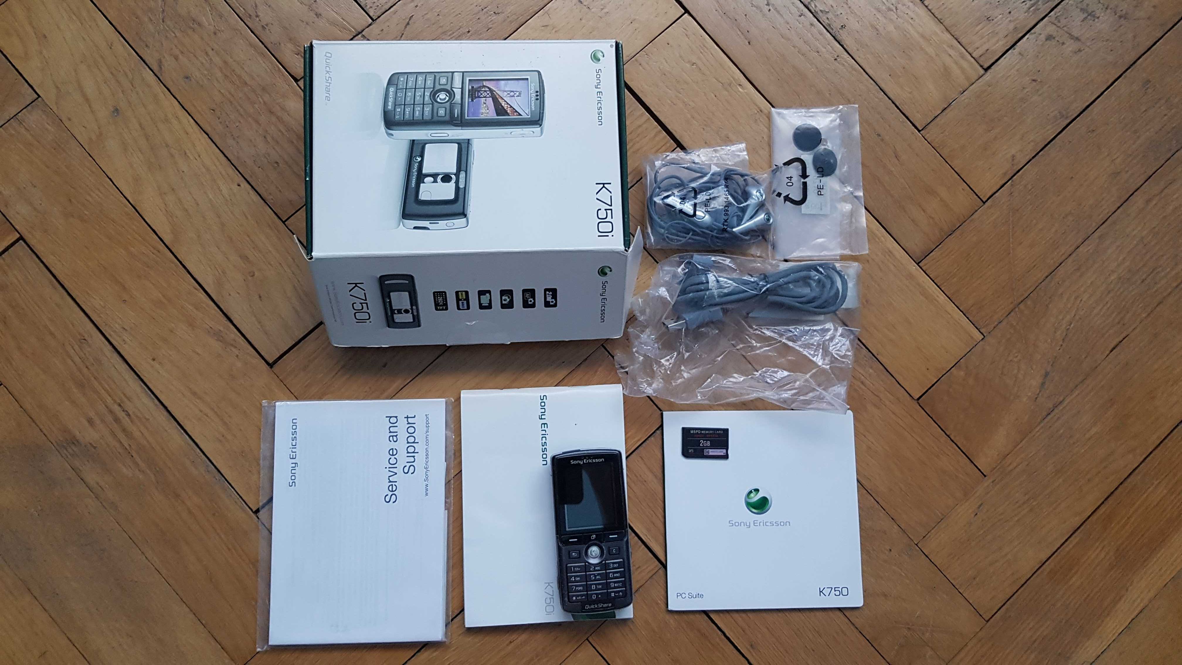 SONY Ericsson K750i telefon stan bardzo dobry komplet SIMLOCK PLUS